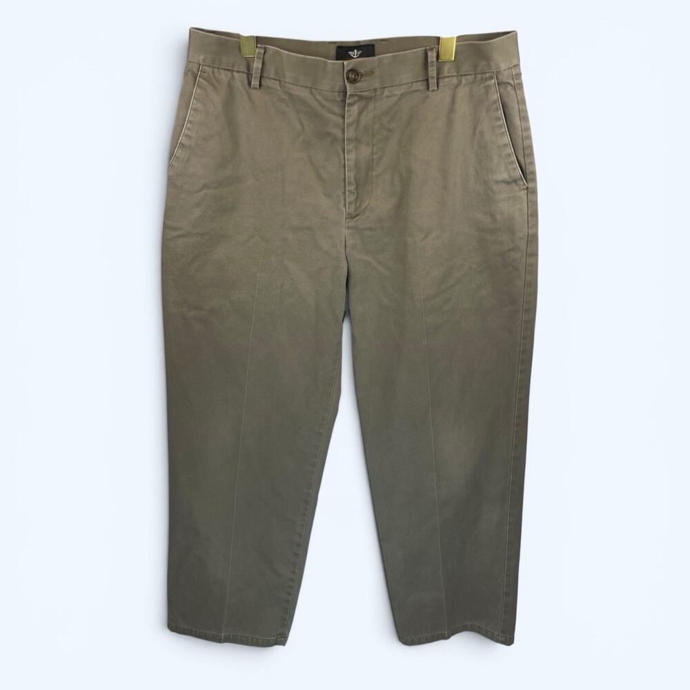 Dockers Flat Front Classic Fit Chino Pants Khaki Twill Slacks Men's 34x29